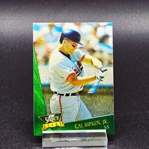Cal Ripken Jr Select Stars Insert Orioles Hall of Fame Star Case Hit